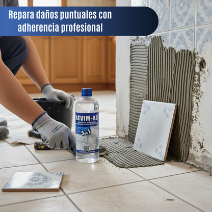 Plano detalle de una loseta cerámica siendo adherida sobre suelo dañado con mortero preparado con REVIM-AD para mejor adherencia.